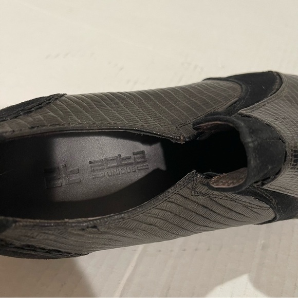 Men’s Zota Black Faux Leather Suede Slip On Loafers Size 7.5 US! - Picture 5 of 8